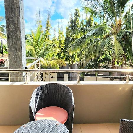 Number 7, 2Nd Floor, Pebble Bay Apartments With Garden View Grand Bay Buitenkant foto