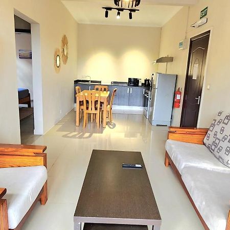Number 7, 2Nd Floor, Pebble Bay Apartments With Garden View Grand Bay Buitenkant foto