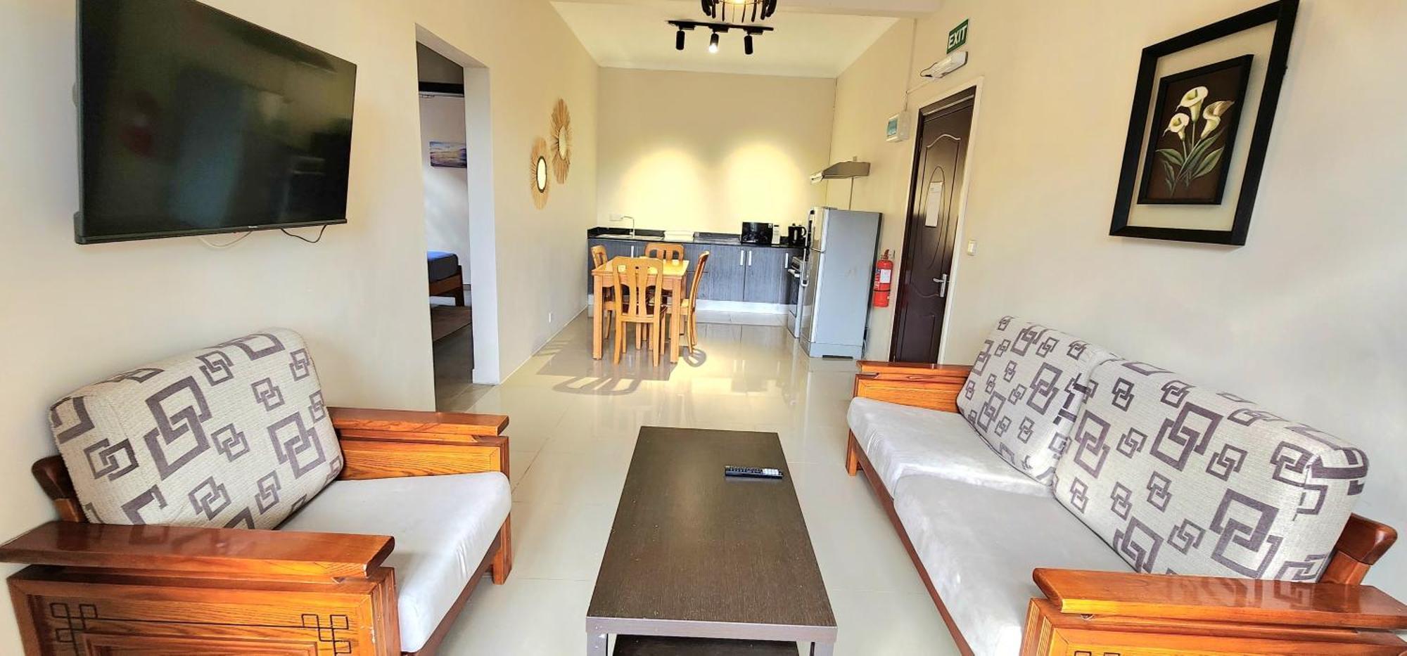 Number 7, 2Nd Floor, Pebble Bay Apartments With Garden View Grand Bay Buitenkant foto